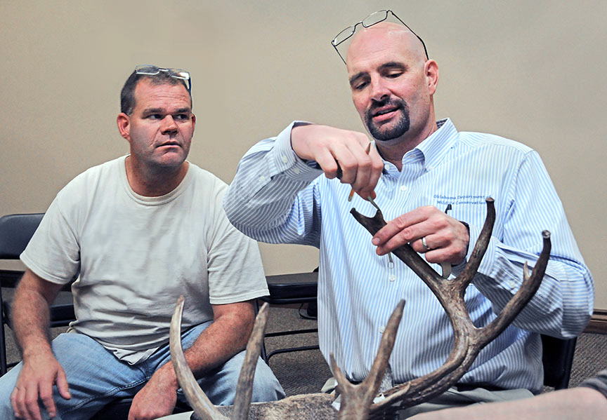 March Rack Madness will return for a second year on March 9, 2018. Hunters are invited to register and bring antlers for official scoring, which is a free service. (Don P. Brown/ODWC)