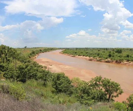 Red river, photo by Jennifer Benge