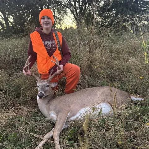 Reuben Hearron with his harvested Oklahoma White-Tailed Deer