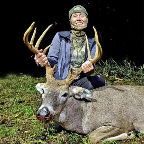 Amanda Mathews with her harvested Oklahoma White-Tailed Deer
